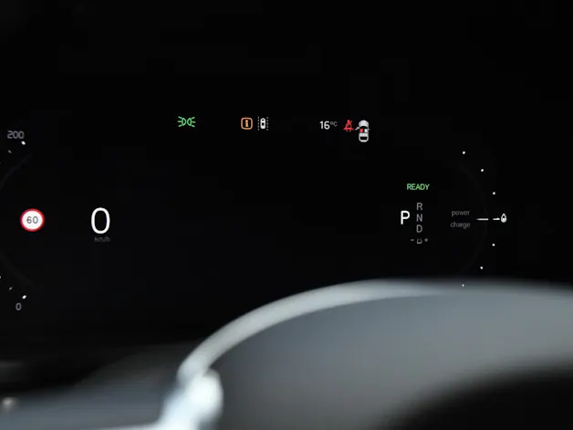 Volvo V60 T8 eAWD Plug in Hybrid Ultra Dark Geartronic