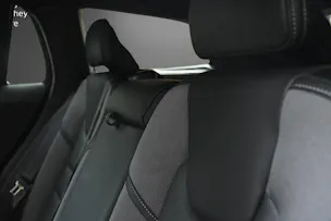 Volvo V60 T8 eAWD Plug in Hybrid Ultra Dark Geartronic