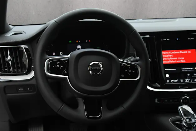 VOLVO V60 T8 eAWD Plug in Hybrid Ultra Dark Geartronic