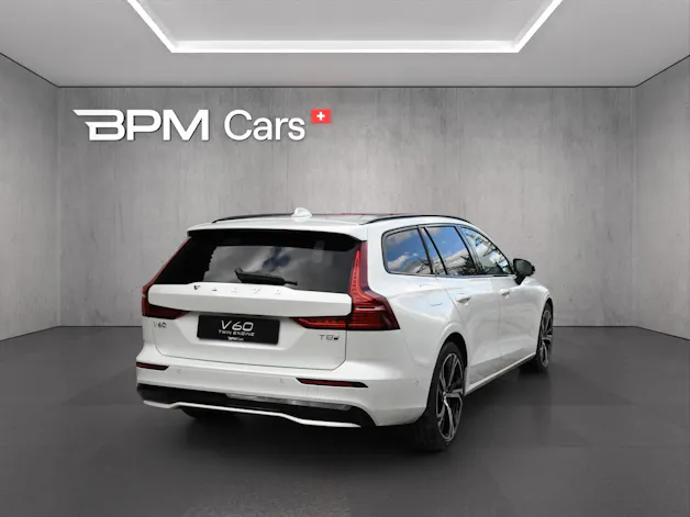 VOLVO V60 T8 eAWD Plug in Hybrid Ultra Dark Geartronic