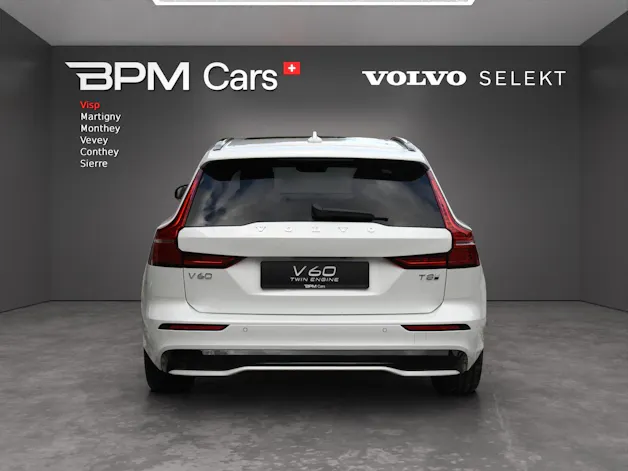 Volvo V60 T8 eAWD Plug in Hybrid Ultra Dark Geartronic