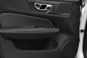 Volvo V60 T8 eAWD Plug in Hybrid Ultra Dark Geartronic