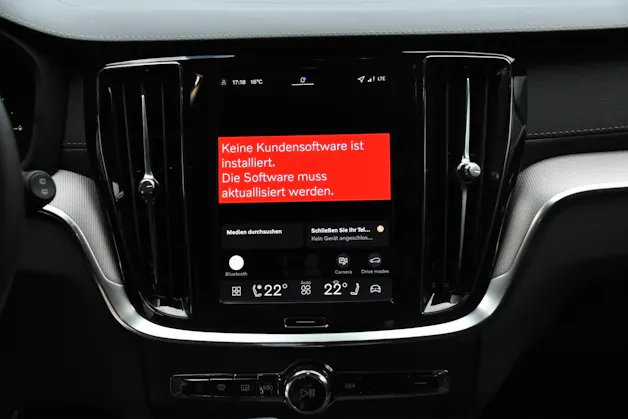 Volvo V60 T8 eAWD Plug in Hybrid Ultra Dark Geartronic