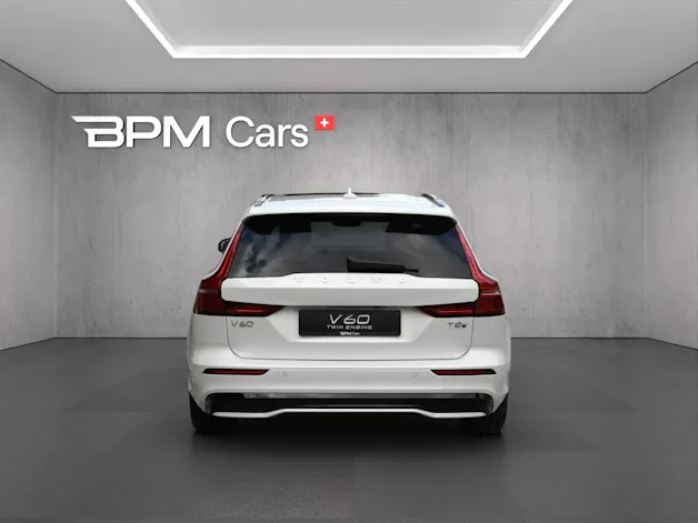 VOLVO V60 T8 eAWD Plug in Hybrid Ultra Dark Geartronic