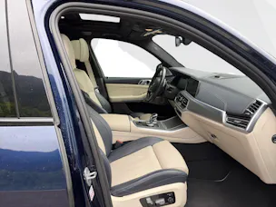 BMW X5 M50i xDrive
