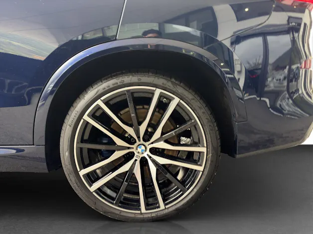 BMW X5 M50i xDrive