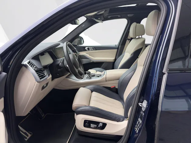 BMW X5 M50i xDrive