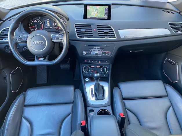 Audi Q3 2.0 TFSI sport quattro S-tronic