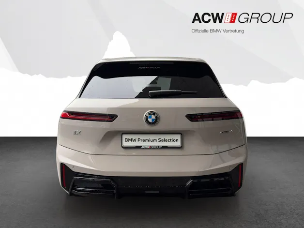 BMW iX xDrive45