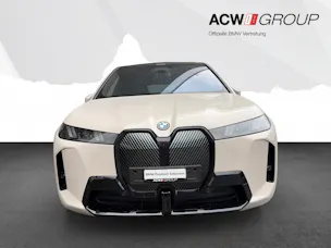 BMW iX xDrive45