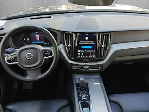 Volvo XC60 B4 Diesel Mild Hybrid AWD Ultimate Dark Geartronic
