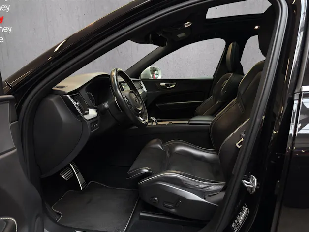 Volvo XC60 T8 eAWD R-Design Geartronic