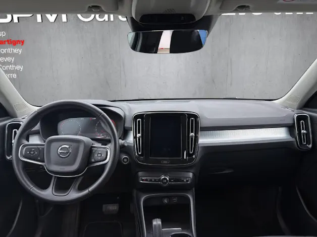 Volvo XC40 1.5 T2 Momentum