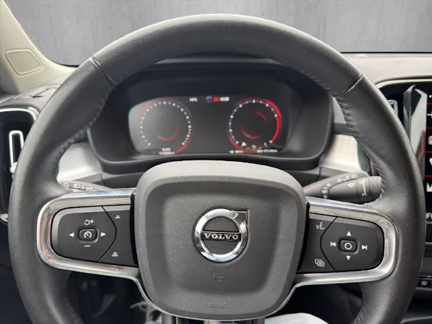 Volvo XC40 1.5 T2 Momentum