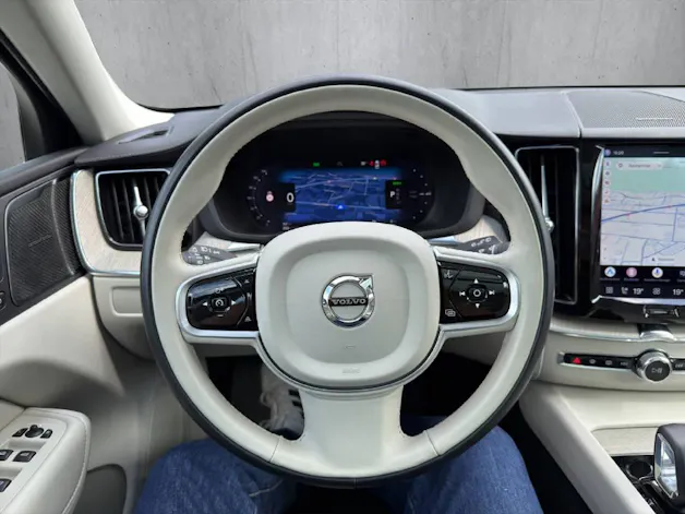 Volvo XC60 2.0 T6 TE Ultimate Dark eAWD