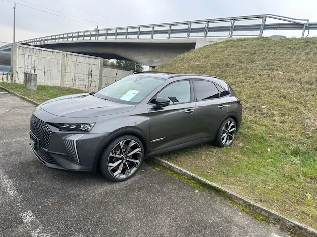 DS Automobiles AUTOMOBILES DS 7 Crossback E-Tense 360 4x4 La Premiére