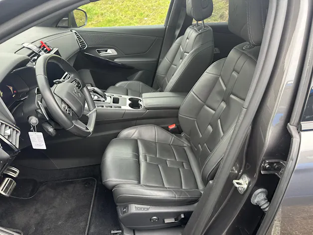 DS Automobiles AUTOMOBILES DS 7 Crossback E-Tense 360 4x4 La Premiére