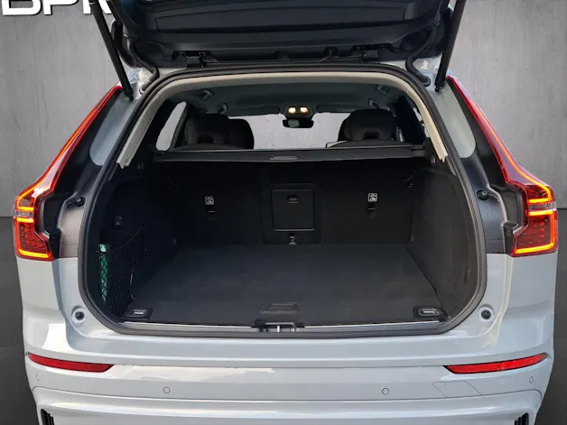 VOLVO XC60 T6 eAWD PluginHybrid Plus Dark Geartronic