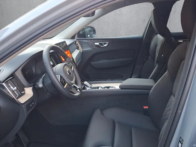 Volvo XC60 T6 eAWD PluginHybrid Plus Dark Geartronic