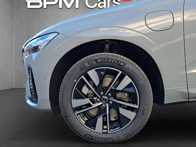 VOLVO XC60 T6 eAWD PluginHybrid Plus Dark Geartronic