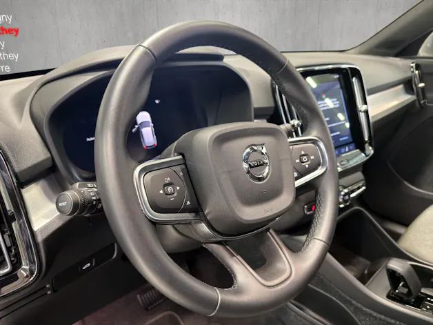 Volvo XC40 B3 Benzin Mild Hybrid Xcite DCT