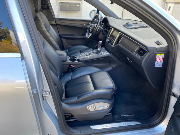 Porsche Macan Turbo PDK