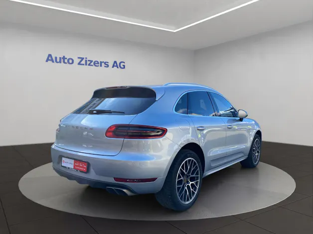 Porsche Macan Turbo PDK