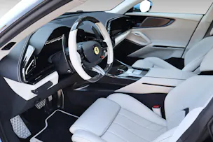Ferrari Purosangue 6.5 V12