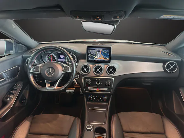 Mercedes-Benz CLA 220 4Matic