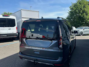 Ford TOURNEO CONNECT Grand 2.0 EcoB Active/122CV/Aut.