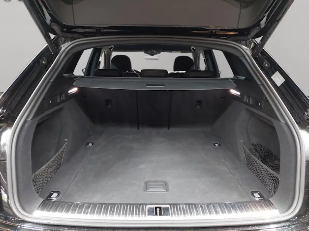Audi e-tron 55 S Line Black Edition quattro