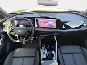 Audi Q5 SUV TFSI 150 kW 204PS Quattro