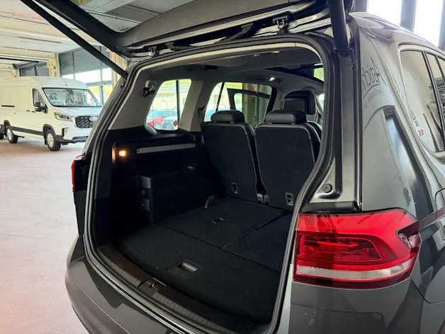 VW Touran 2.0 TDI BlueMotion Technology Highline DSG
