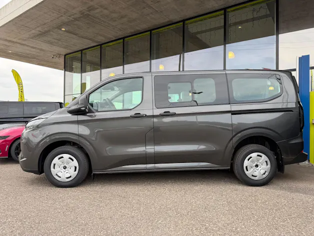 Ford Transit Custom Combi PHEV 320 L1H1 Trend Automat