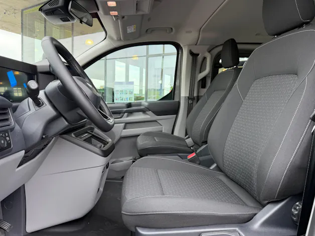 Ford Transit Custom Combi PHEV 320 L1H1 Trend Automat