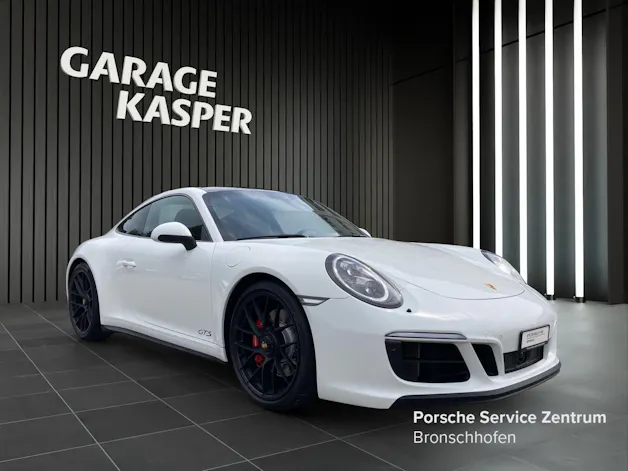 Porsche 911 Carrera 4 GTS
