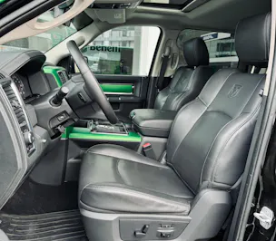 Dodge Ram 1500 Crew Cab 5.7l V8 Laremie