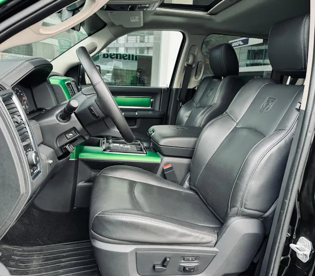 Dodge Ram 1500 Crew Cab 5.7l V8 Laremie