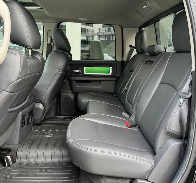 Dodge Ram 1500 Crew Cab 5.7l V8 Laremie