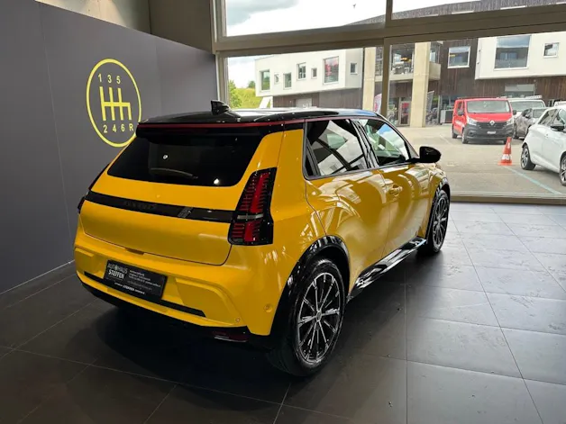 Renault R5 E-Tech Comfort Range 52 kWh Iconic Five