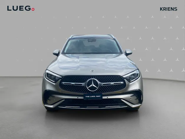 Mercedes-Benz GLC 200 4M - AMG / Panorama-Dach / Rückfahrkamera