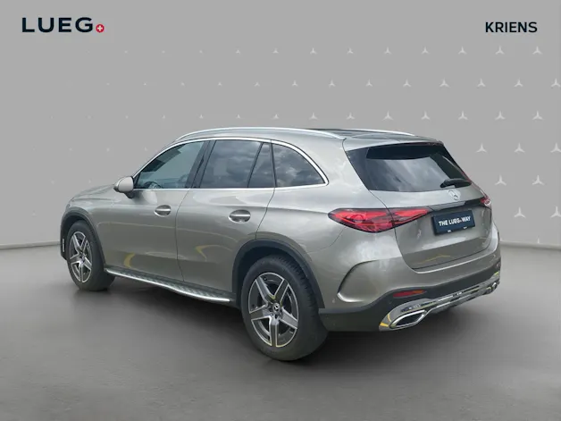 Mercedes-Benz GLC 200 4M - AMG / Panorama-Dach / Rückfahrkamera