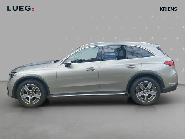 Mercedes-Benz GLC 200 4M - AMG / Panorama-Dach / Rückfahrkamera