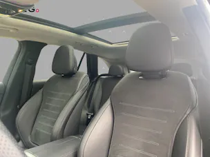 Mercedes-Benz GLC 200 4M - AMG / Panorama-Dach / Rückfahrkamera
