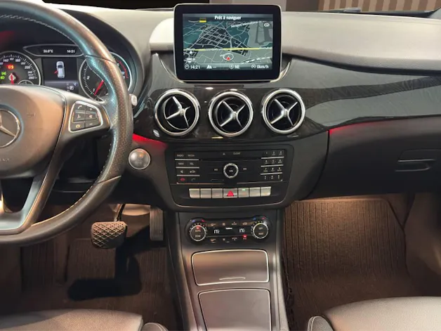 Mercedes-Benz B 220 CDI Swiss Star Edition Urban 4Matic 7G-DCT