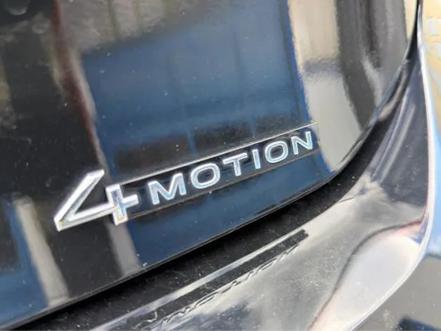 VW Golf 2.0 TSI Style DSG 4M