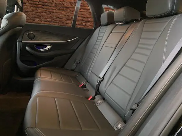Mercedes-Benz E 220 d T 4M Swiss Star