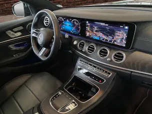Mercedes-Benz E 220 d T 4M Swiss Star