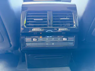 VW Touareg 3.0 TDI 231PS 4MOTION ***INNOVISIONS COCKPIT & ANHÄNGEKUPPLUNG ***