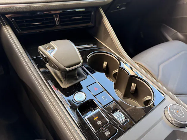 VW Touareg 3.0 TDI 231PS 4MOTION ***INNOVISIONS COCKPIT & ANHÄNGEKUPPLUNG ***